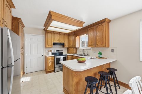 Tiny photo for 1650 E BUDDING DR, Sandy, UT 84092 (MLS # 2138720)