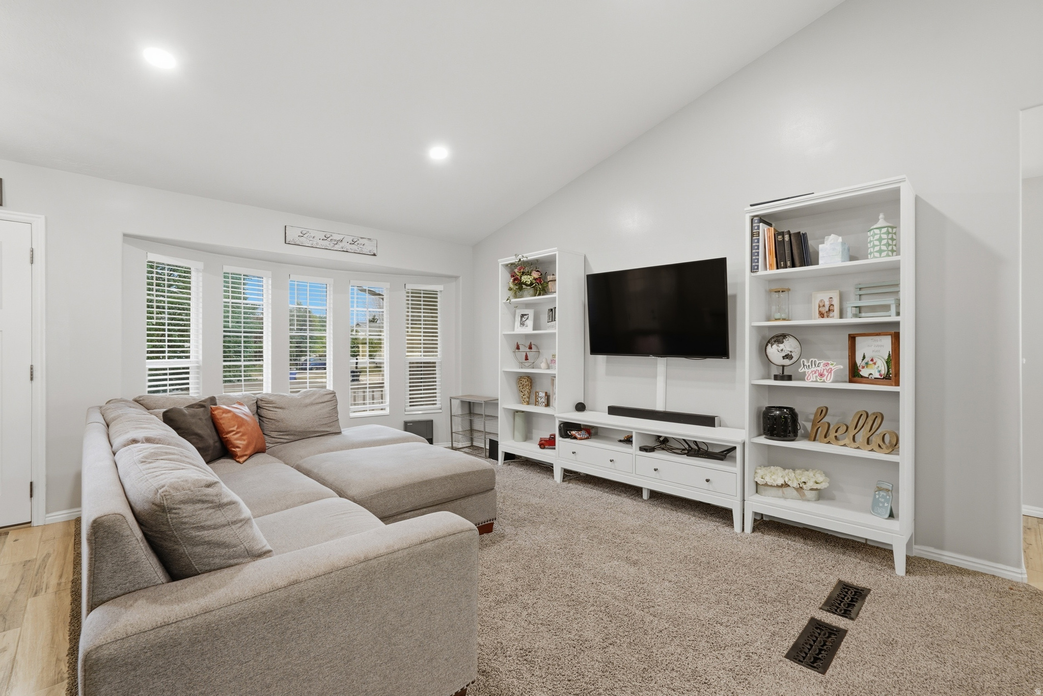 FREW ESTATES - Residential