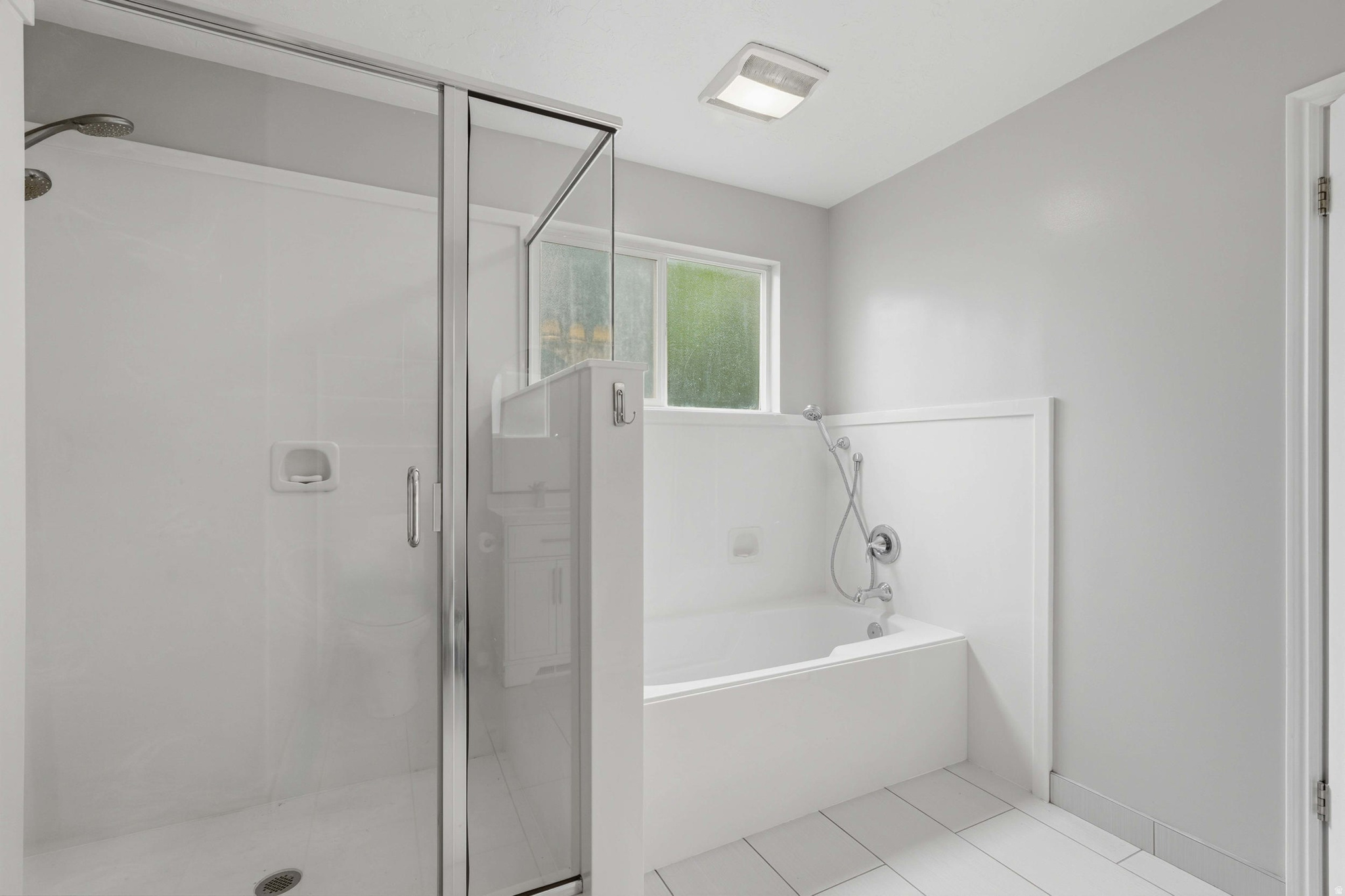 FREW ESTATES - Residential