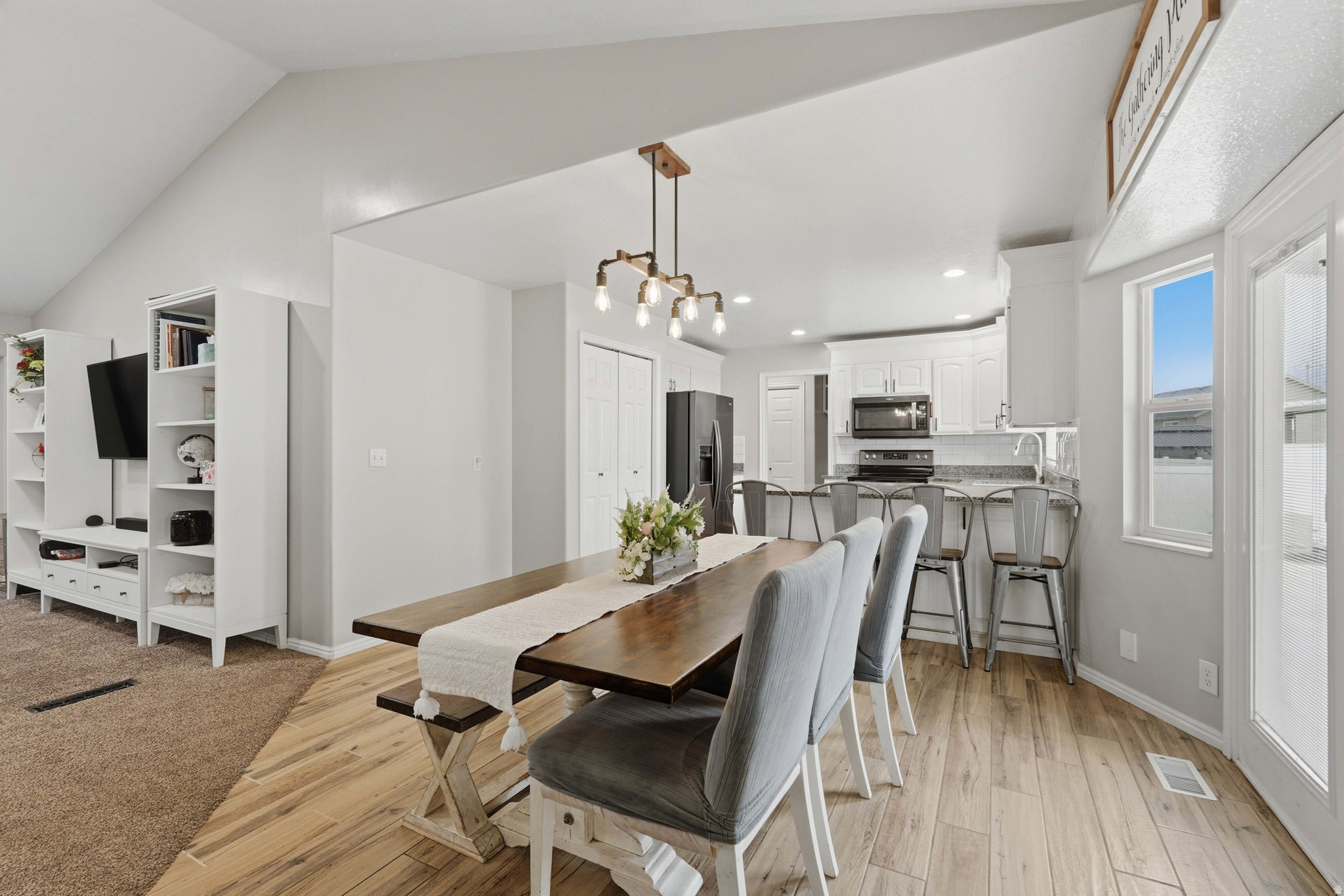 FREW ESTATES - Residential
