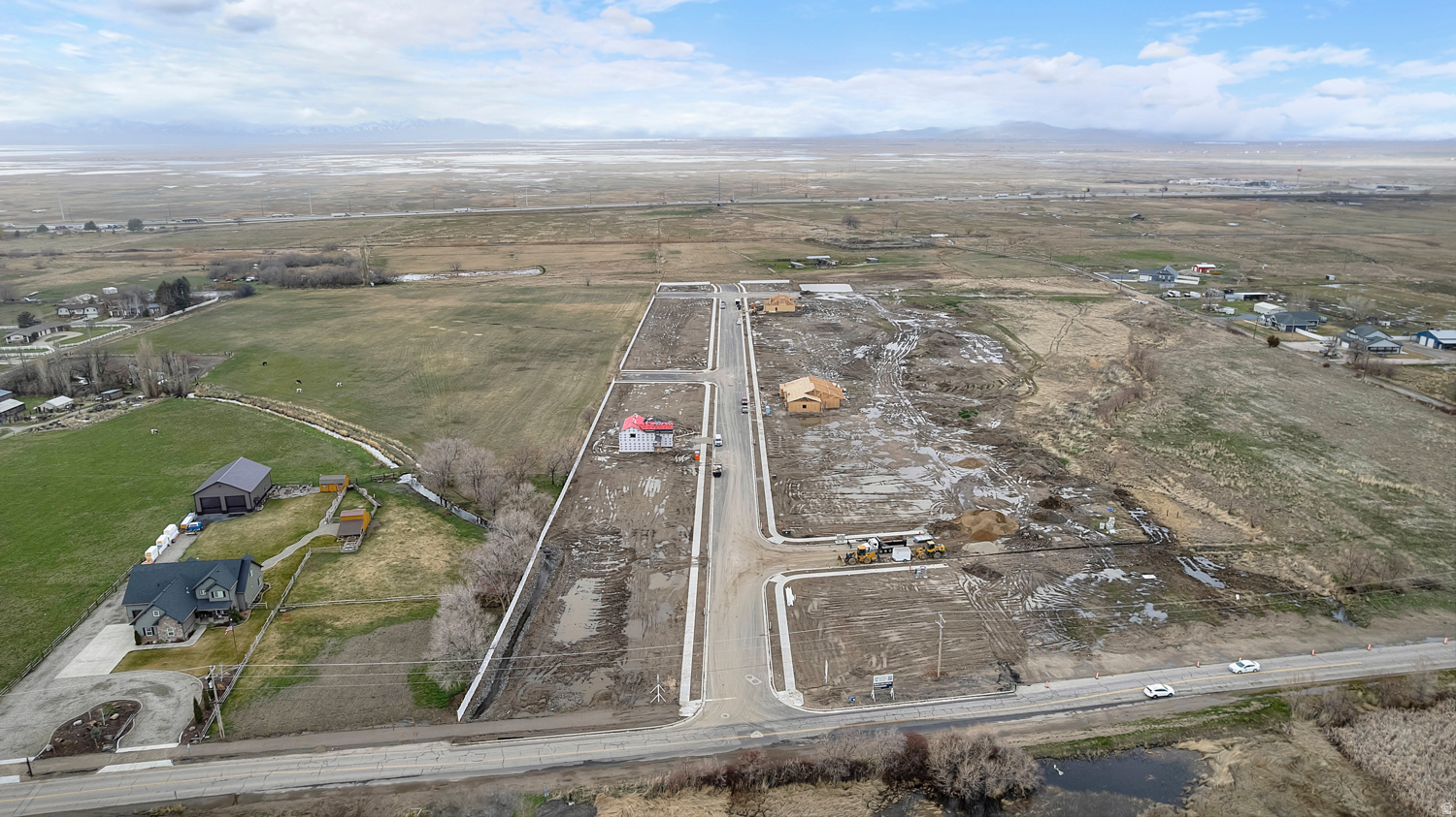 WEST MEADOWS ESTATES - Residential