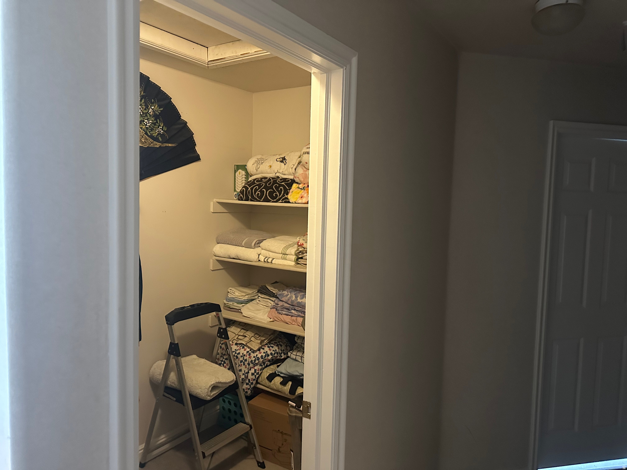 SANDY POINT - Residential