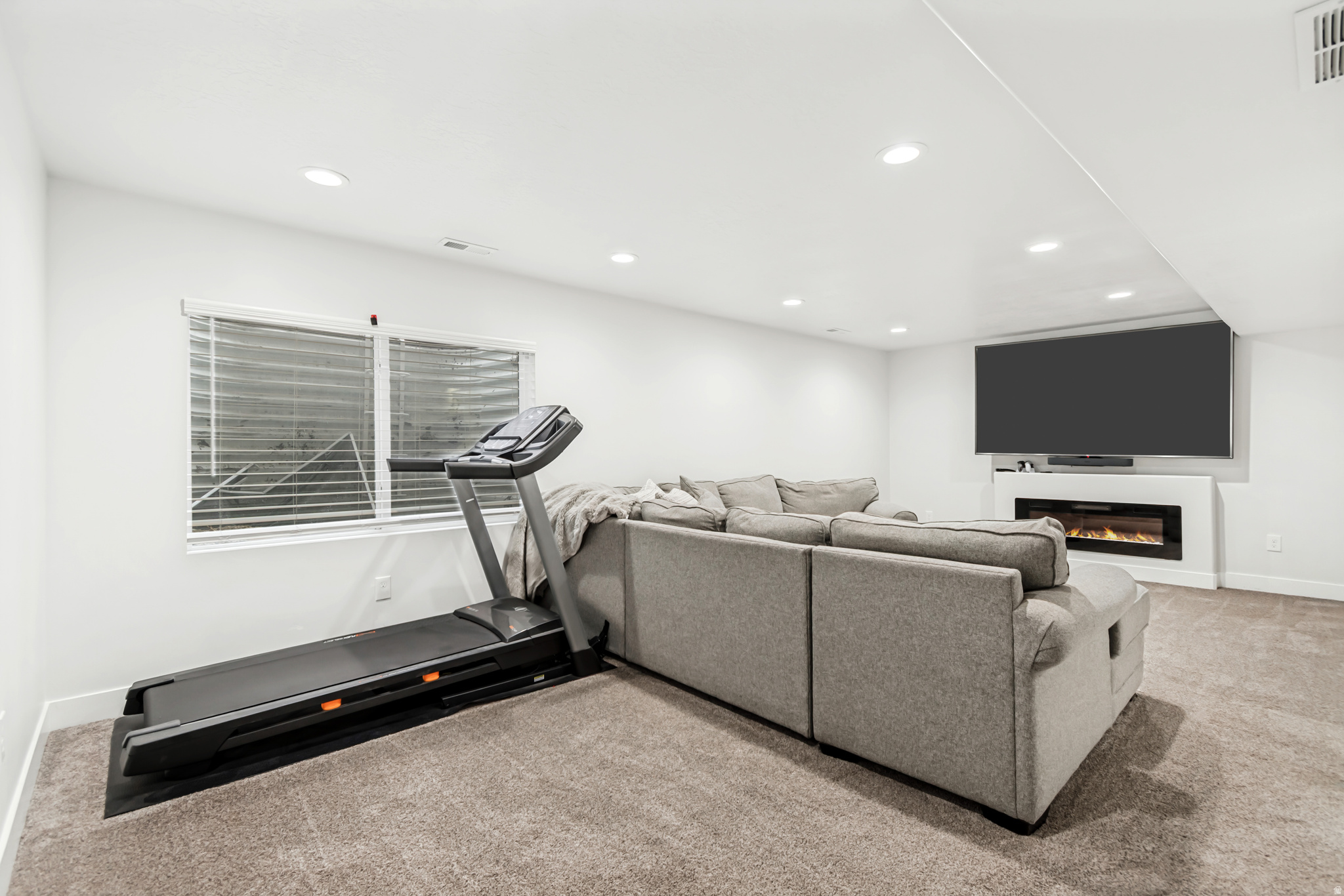 THE TOWERS - Residential