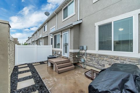 Tiny photo for 13061 S CANNON VIEW DR, Riverton, UT 84096 (MLS # 2154065)