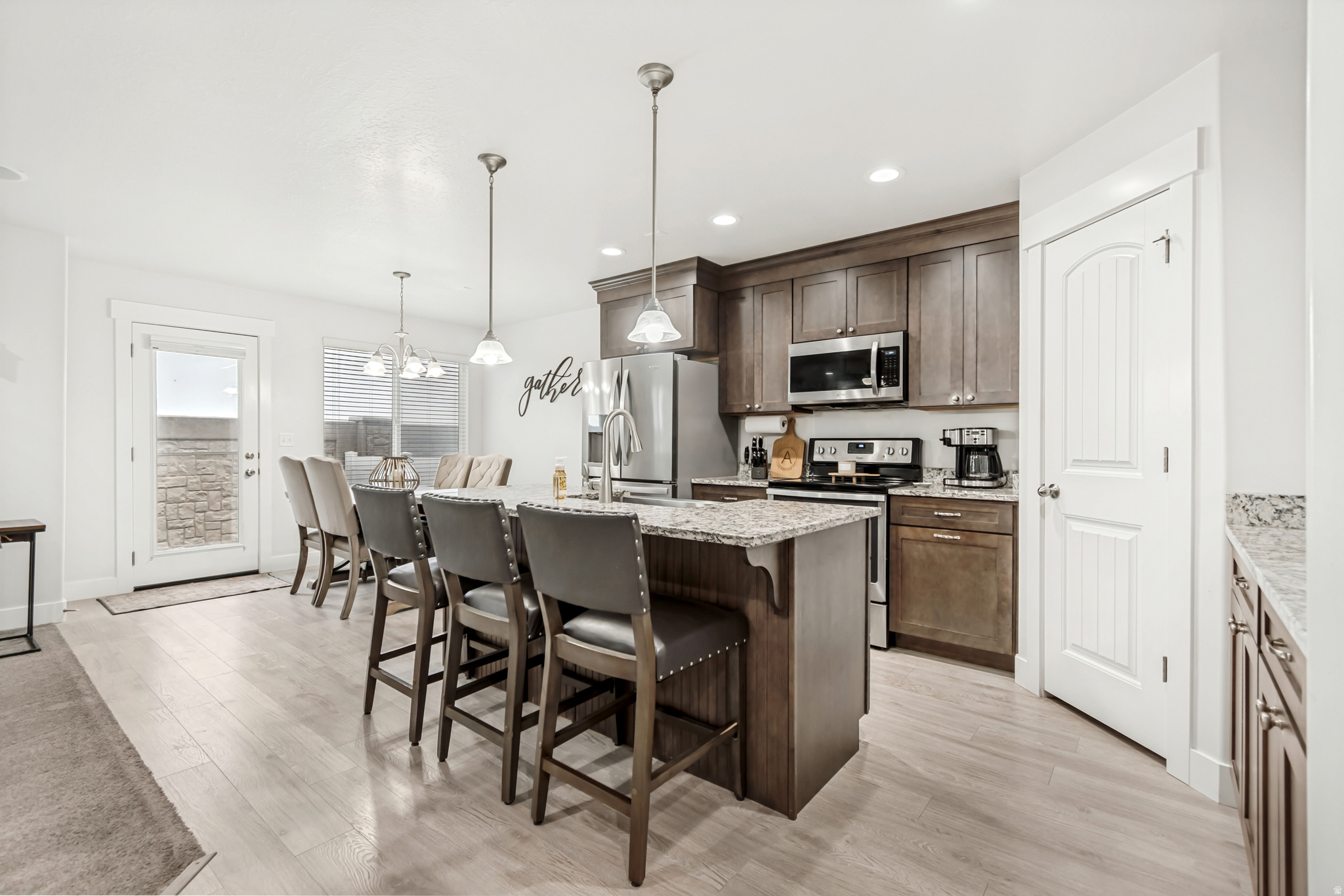 THE TOWERS - Residential