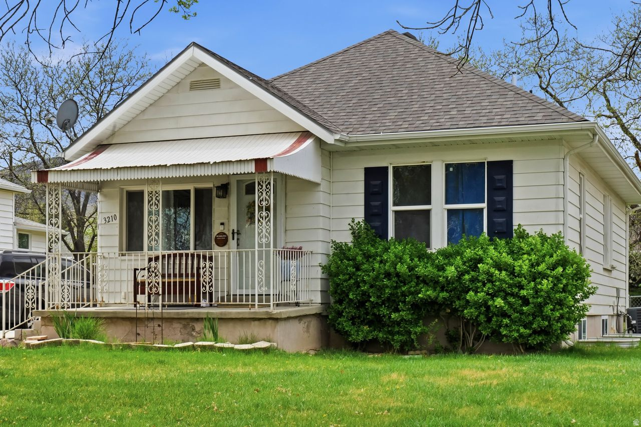 APRIL ACRES - Residential