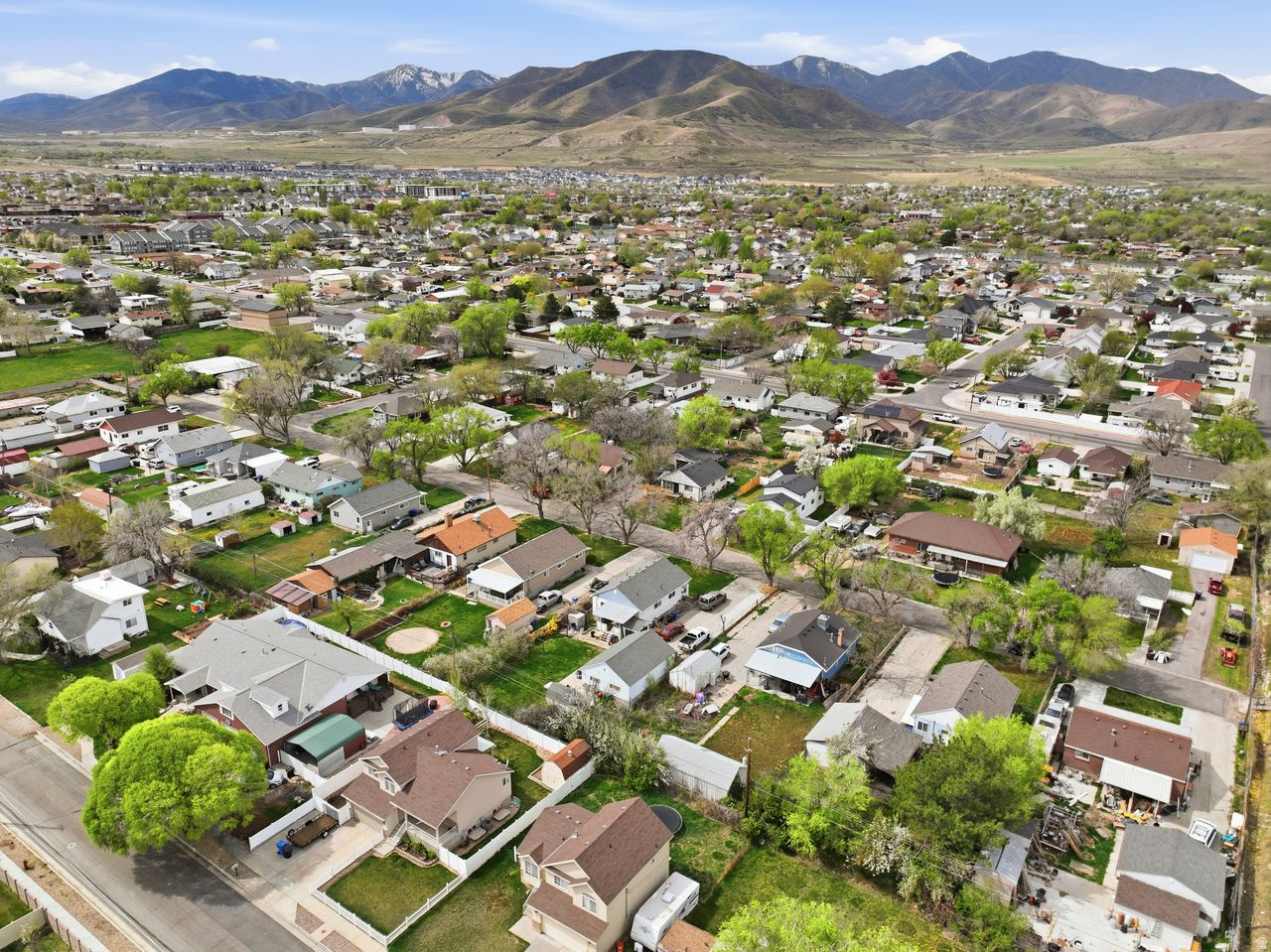 APRIL ACRES - Residential