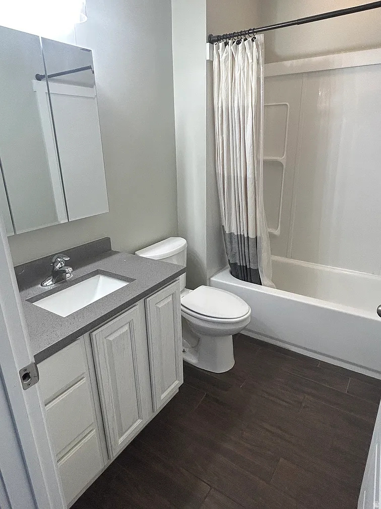 APRIL ACRES - Residential