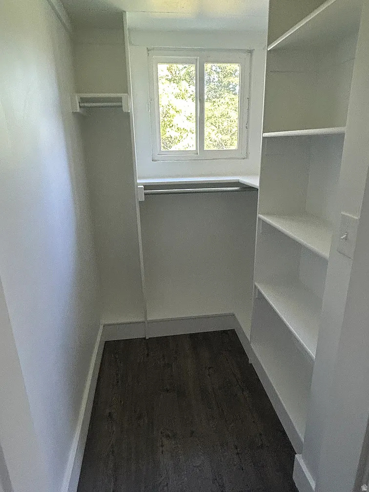 APRIL ACRES - Residential