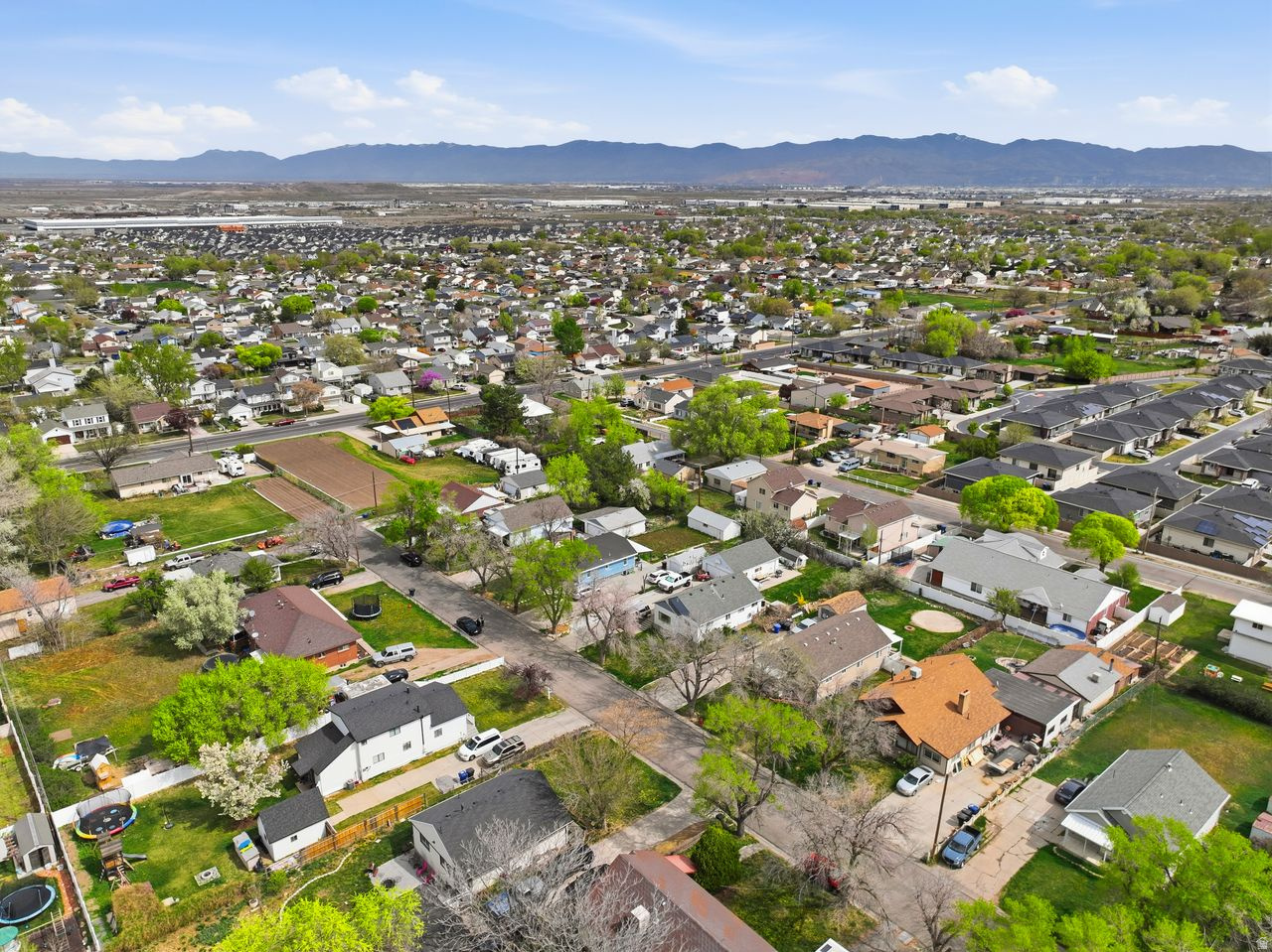 APRIL ACRES - Residential