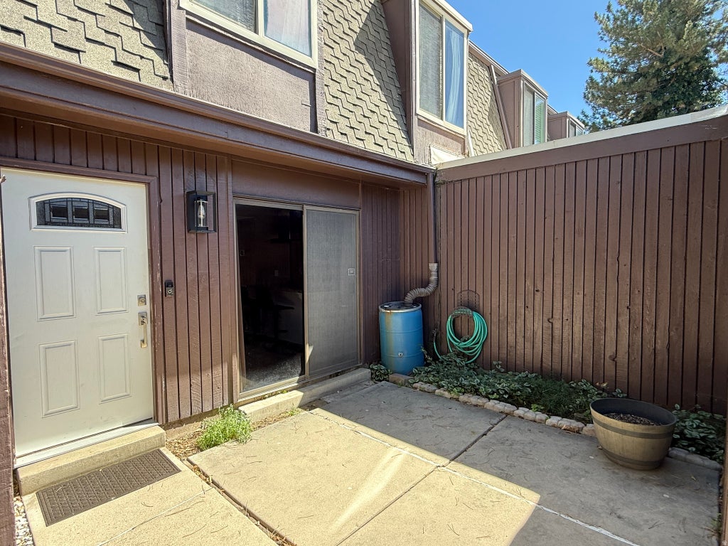 Photo of 2982 N MARRCREST St W, Provo, UT 84604 (MLS # 2185501)