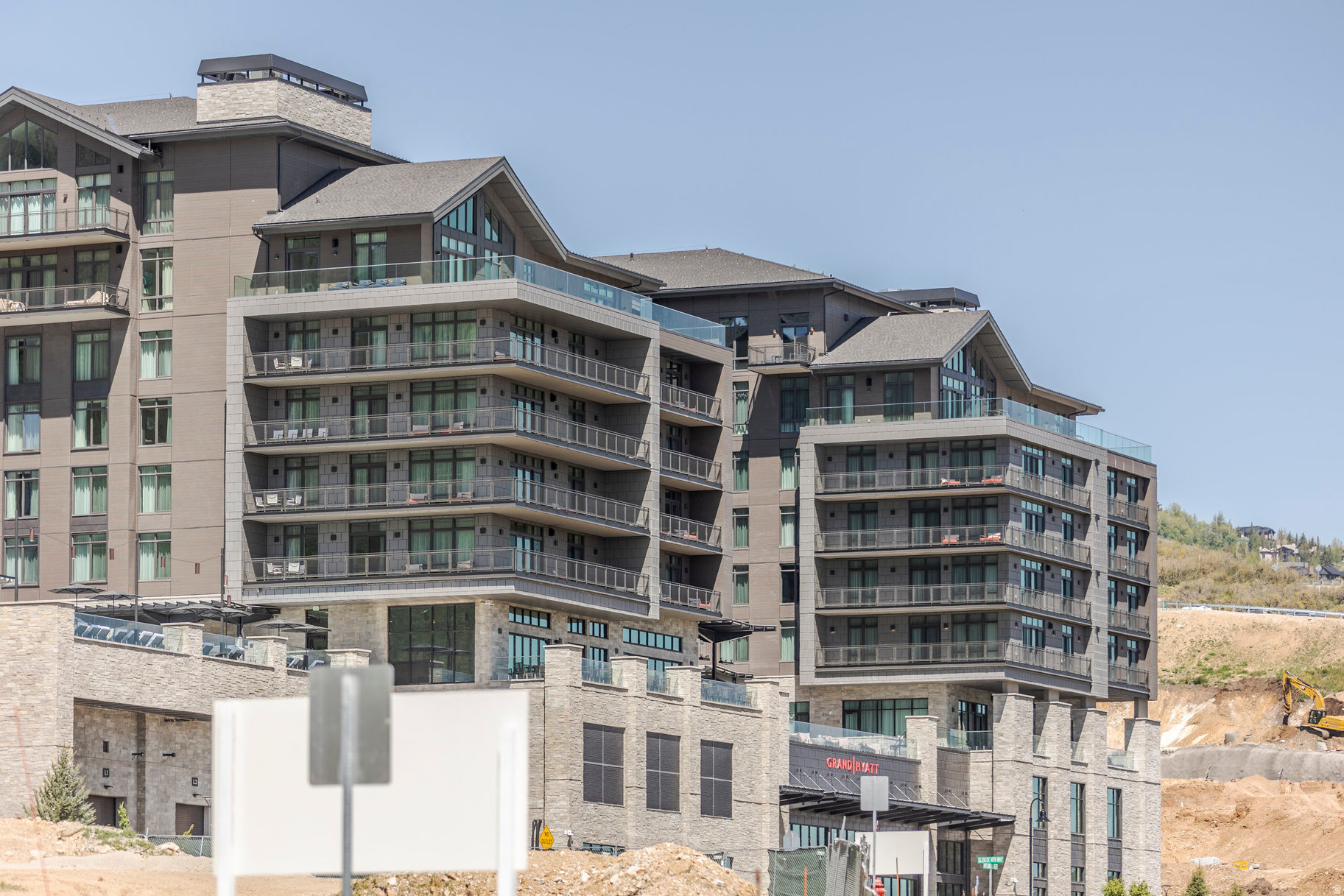 THE RESIDENCES AT GRAND HYATT - Residential