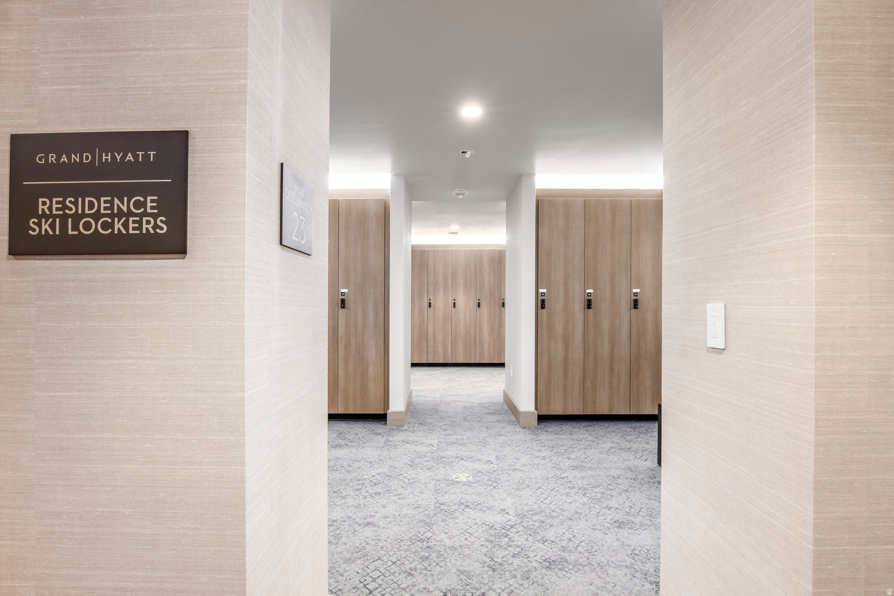 THE RESIDENCES AT GRAND HYATT - Residential