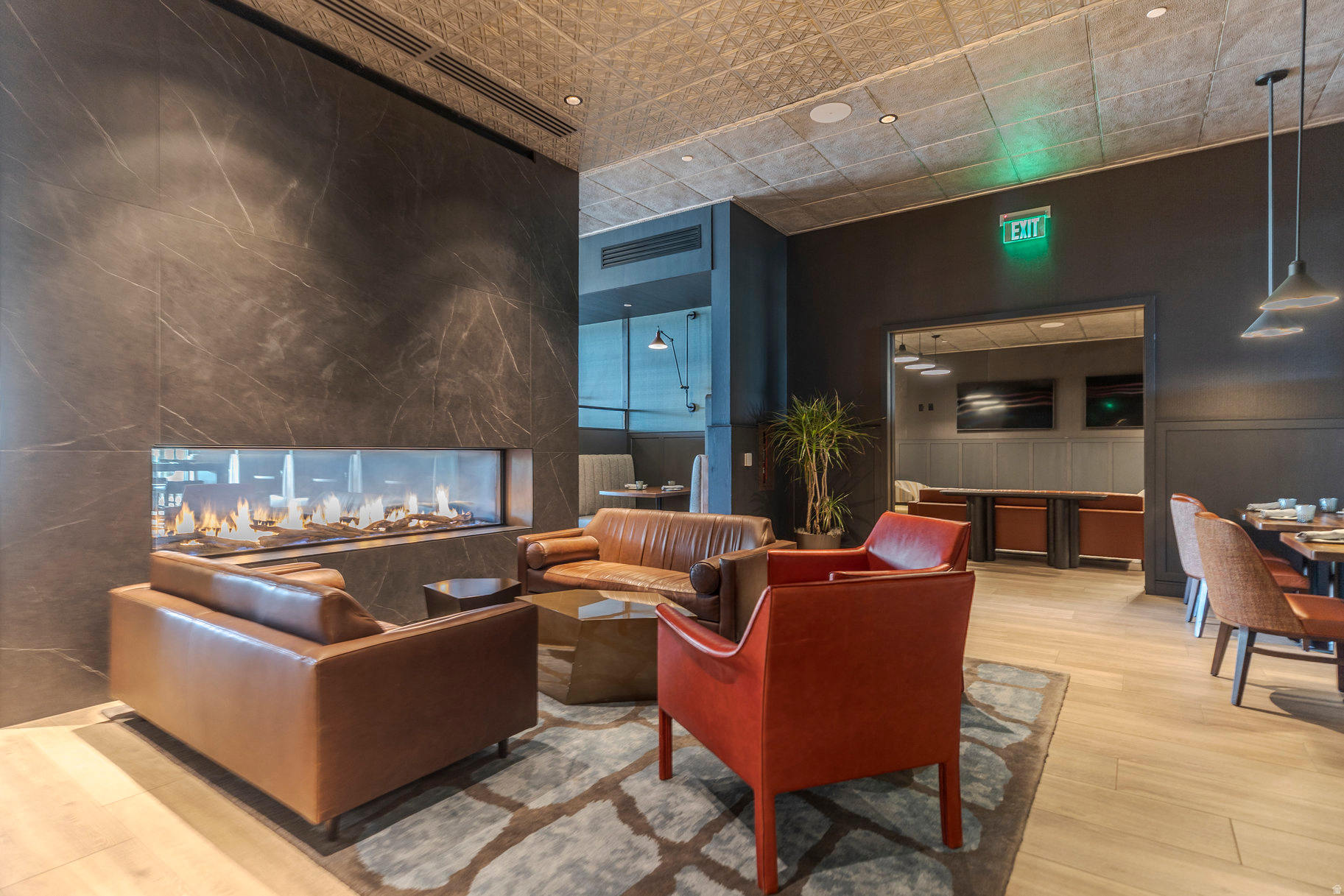 THE RESIDENCES AT GRAND HYATT - Residential