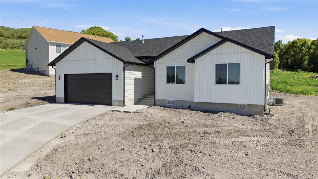 Photo of 260 S 265 E, Richmond, UT 84333 (MLS # 2130158)