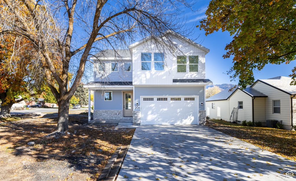 Photo of 206 S 100 E, Smithfield, UT 84335 (MLS # 2118894)