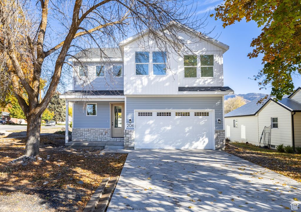 Photo of 206 S 100 E, Smithfield, UT 84335 (MLS # 2118894)
