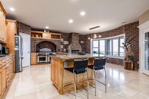 Tiny photo for 3252 SUNSET HOLLOW DR, Bountiful, UT 84010 (MLS # 2149366)