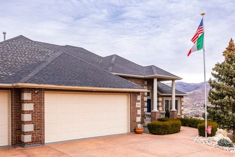 Tiny photo for 3252 SUNSET HOLLOW DR, Bountiful, UT 84010 (MLS # 2149366)
