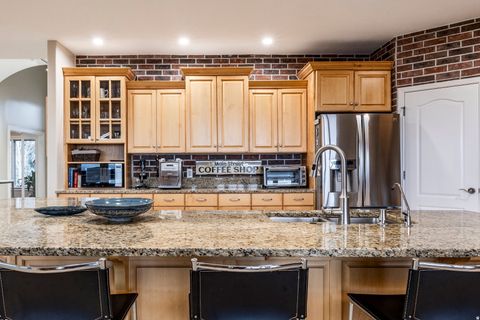 Tiny photo for 3252 SUNSET HOLLOW DR, Bountiful, UT 84010 (MLS # 2149366)