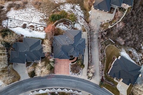 Tiny photo for 3252 SUNSET HOLLOW DR, Bountiful, UT 84010 (MLS # 2149366)