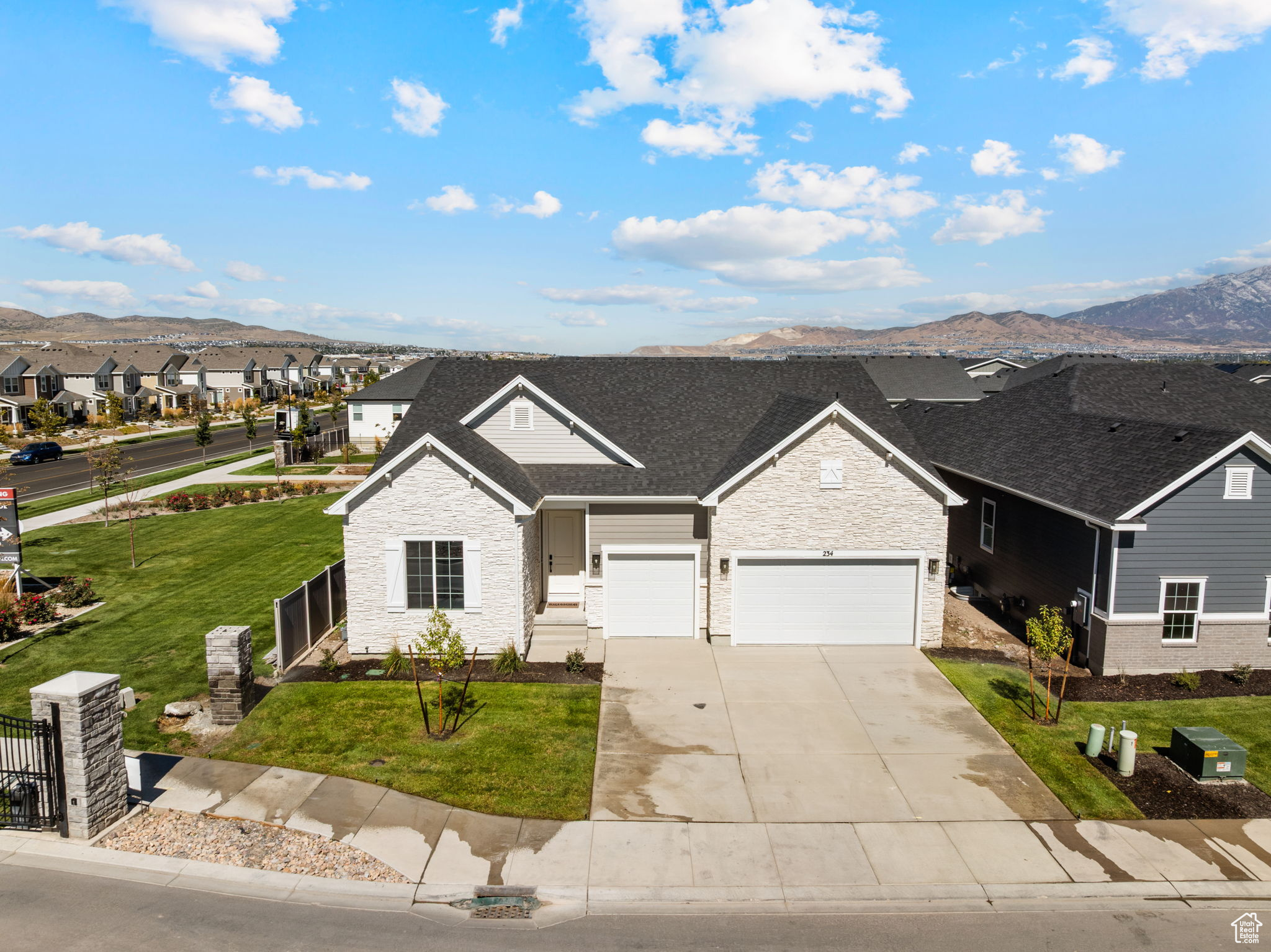 SPRINGS VILLAGE AT WANDER - Residential