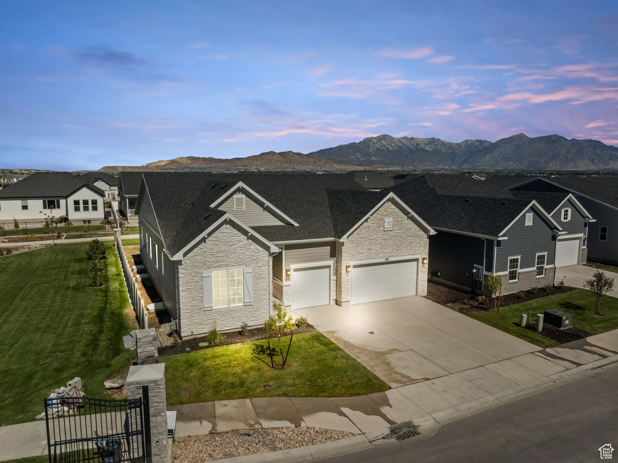 SPRINGS VILLAGE AT WANDER - Residential