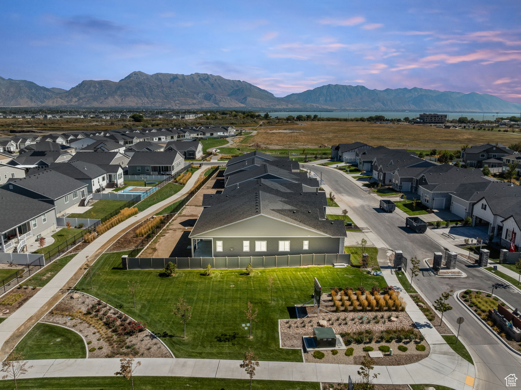 SPRINGS VILLAGE AT WANDER - Residential