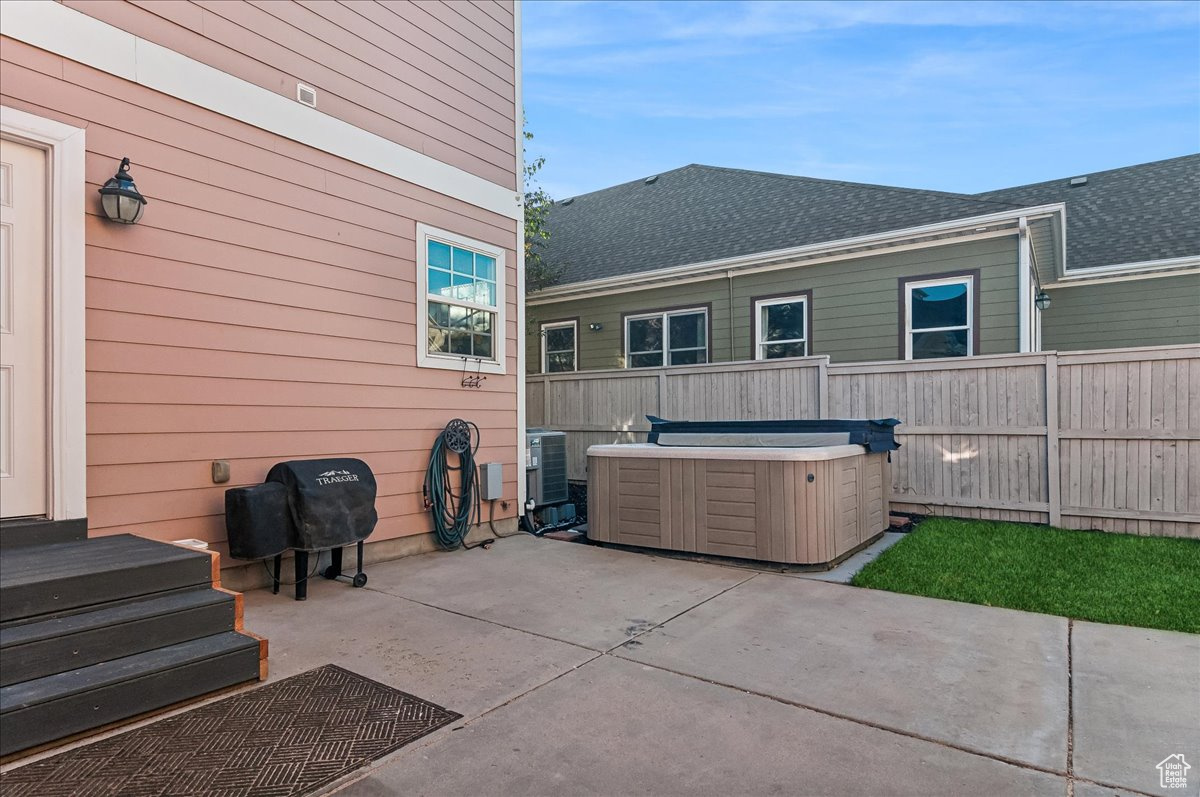 4304 W Blackshear Dr, South Jordan, Utah image 6