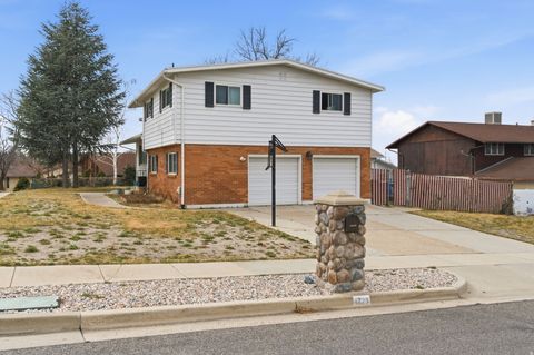 Tiny photo for 4723 MADISON AVE, South Ogden, UT 84403 (MLS # 2140389)