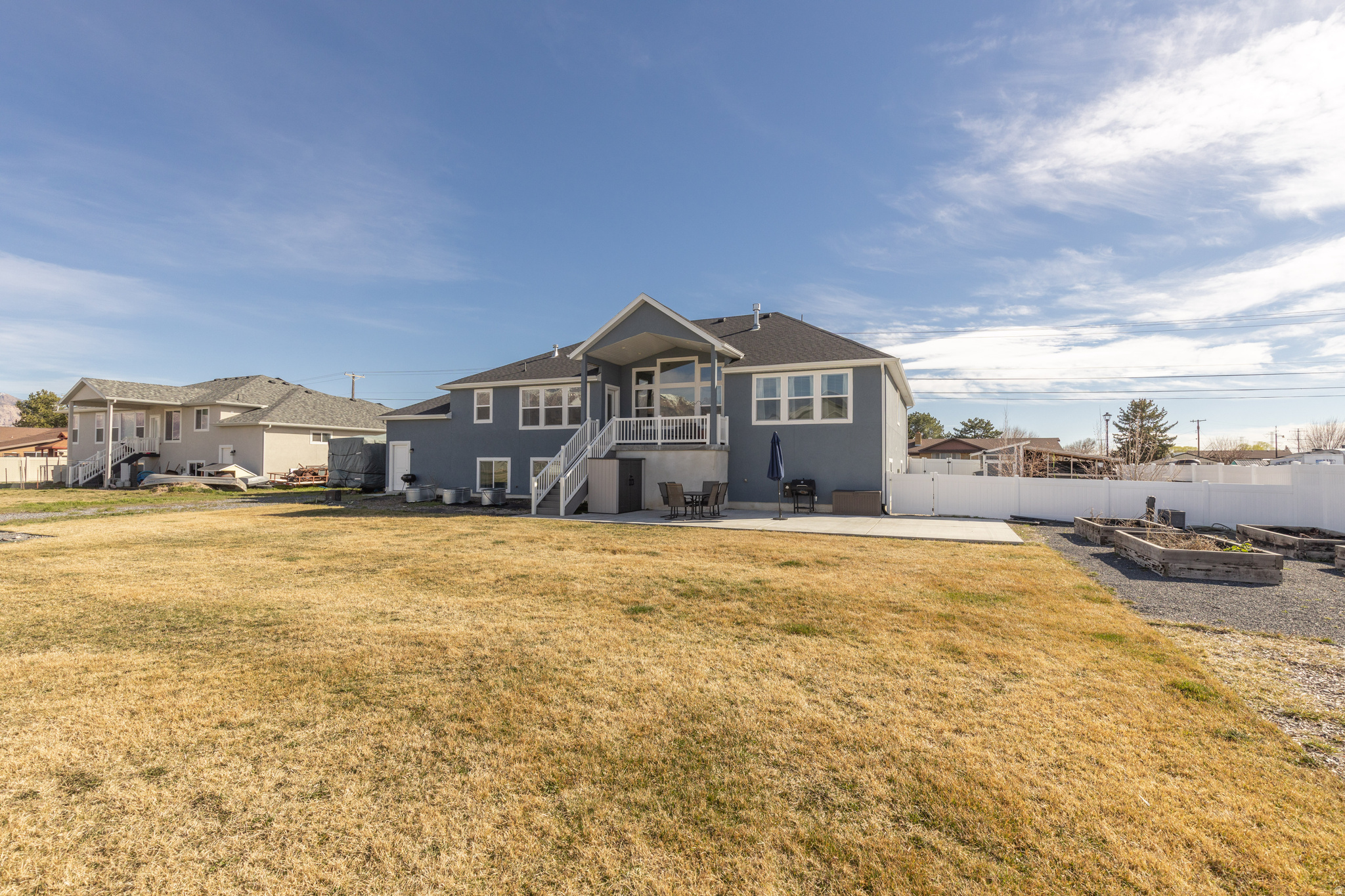 SUNSET MEADOWS - Residential