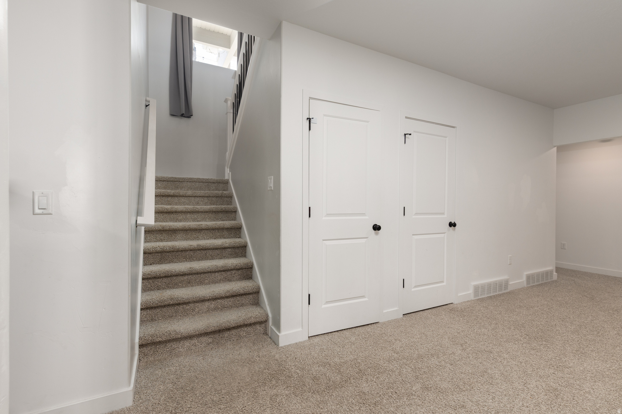 SUNSET MEADOWS - Residential