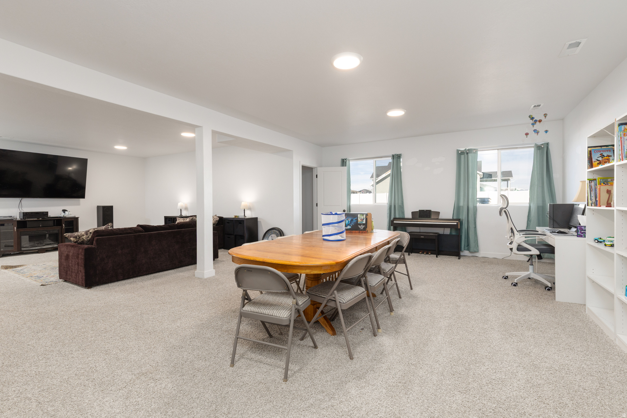 SUNSET MEADOWS - Residential