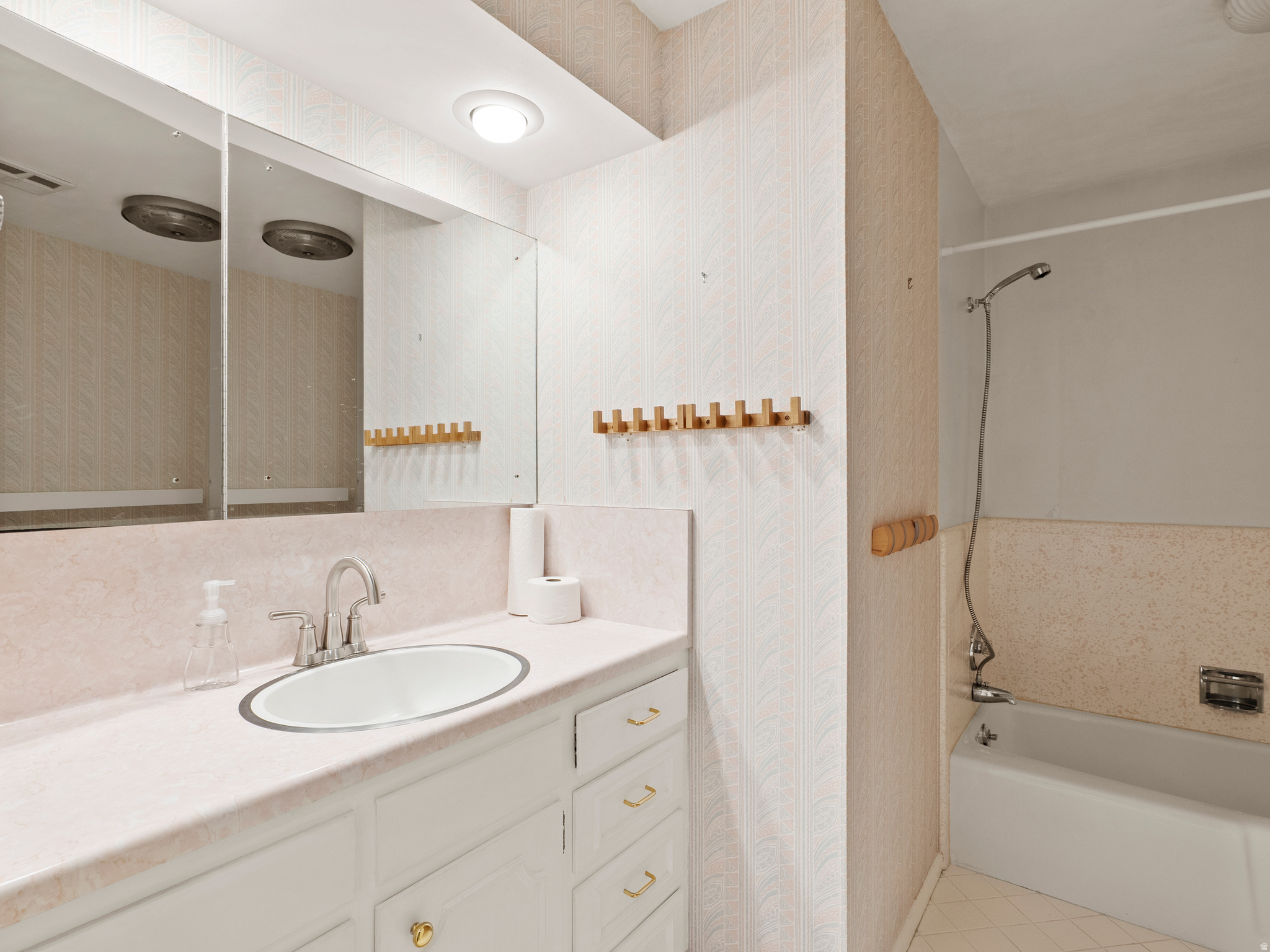 NORTHCREST - Residential