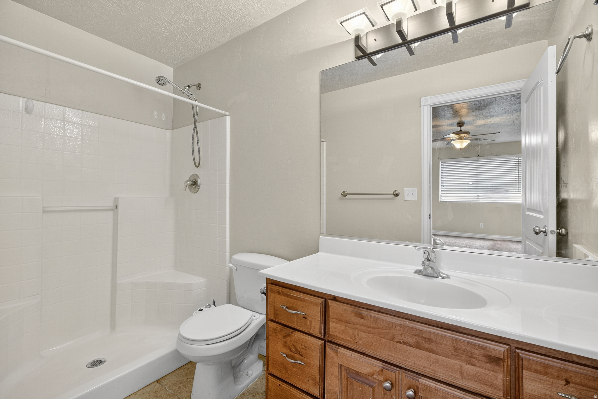 ENGLISH OAKS EST 1 AMD - Residential