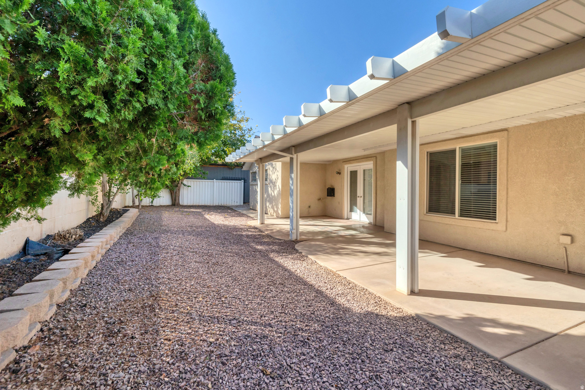 BLOOMINGTON HILLS 12 - Residential