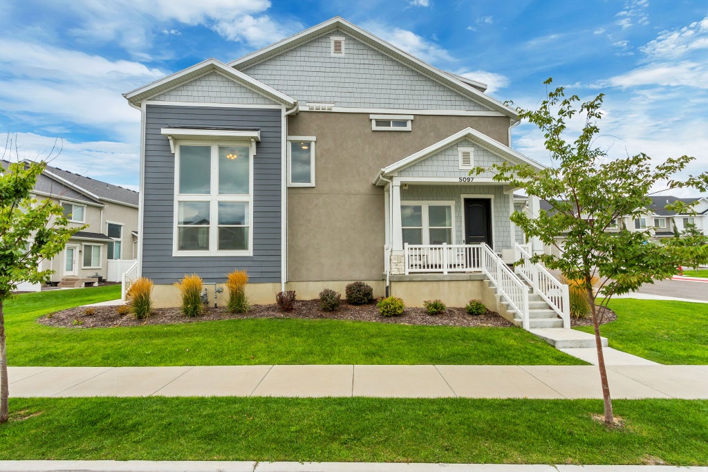 Photo of 5097 W HARLOW WAY, Herriman, UT 84096 (MLS # 2170073)
