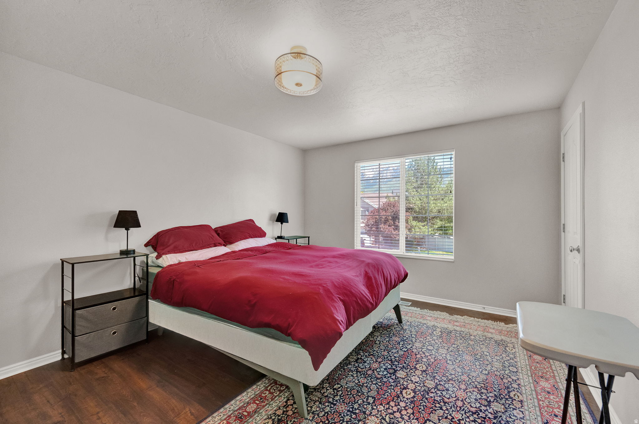 SOUTH WILLOW CREEK - Residential Lease