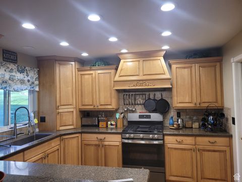 Tiny photo for 1146 E 3300 N, North Ogden, UT 84414 (MLS # 2117652)