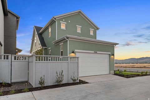 Tiny photo for 11586 S NIMITZ DR, South Jordan, UT 84009 (MLS # 2120826)