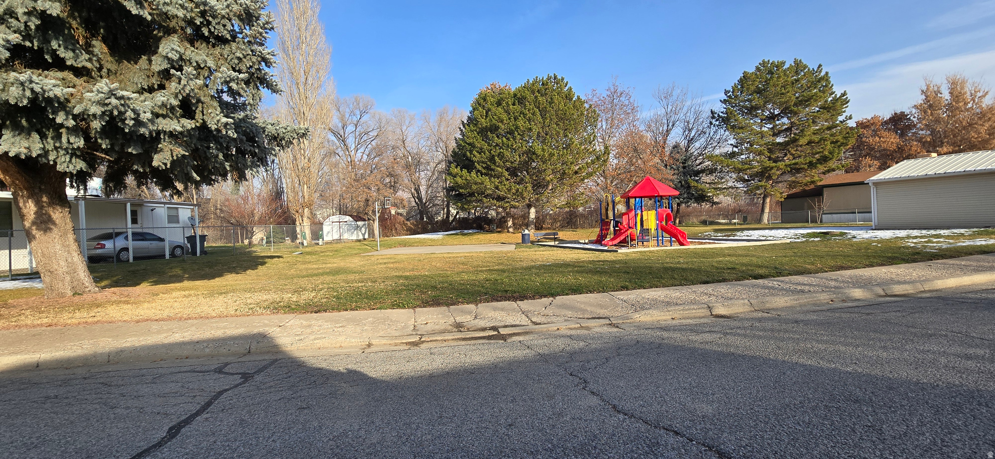 WILLOW CREEK ESTATES - Residential