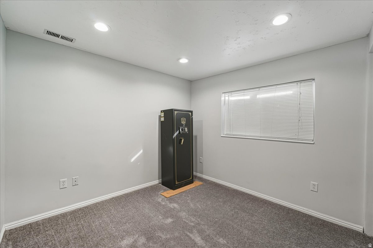 EASTLAND ESTATES - Residential