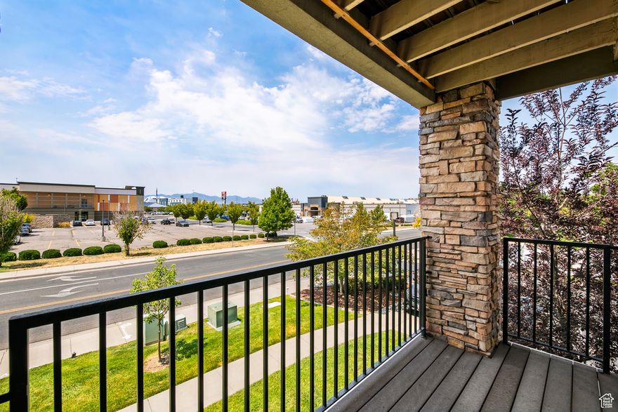 Views looking out across the street at Draper Cinemark, Vasa fitness, restaurants, shops, and Freeway. Right in the middle of all the action. And now offering Seller Finance terms $100k down minimum, 4.99% interest rate, 5 year balloon. Owner occupied only - rental cap has been reached. Vacant & easy to show!