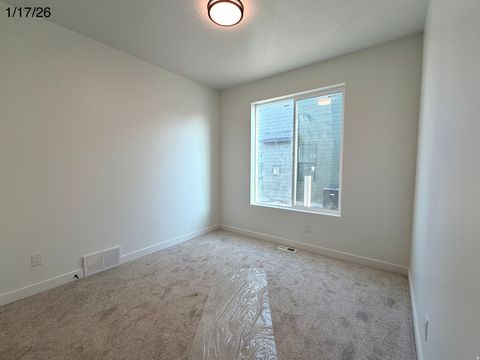Tiny photo for 2928 N KINGBIRD DR #624, Eagle Mountain, UT 84005 (MLS # 2120827)