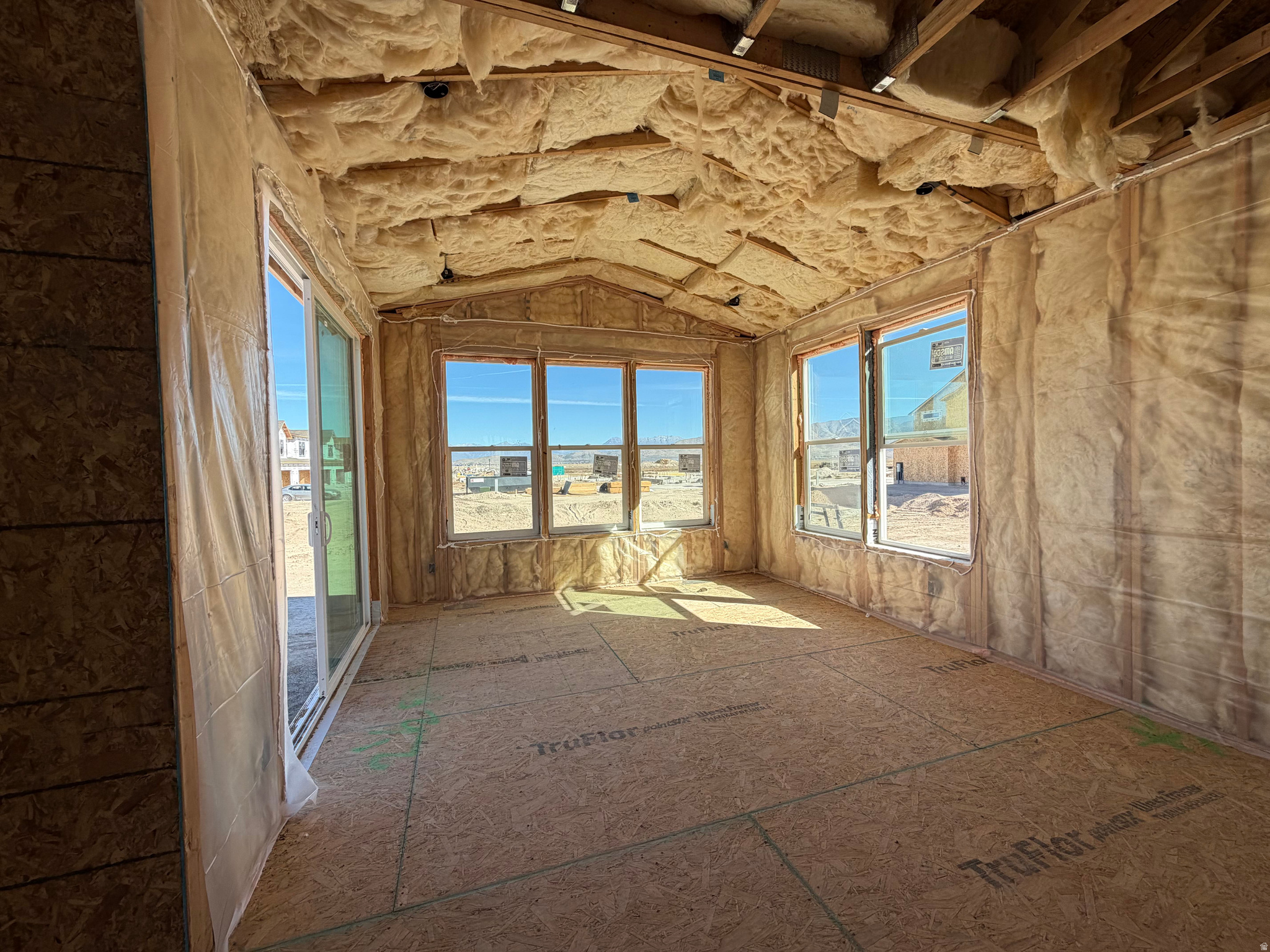 2928 N KINGBIRD DR 624