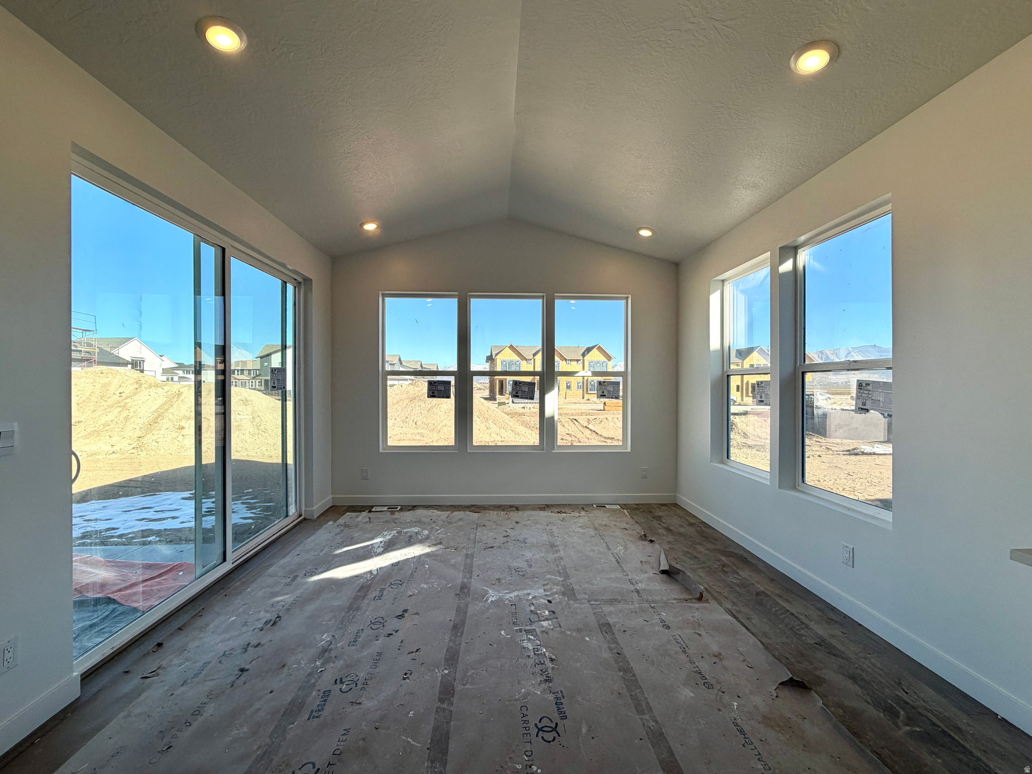 FIREFLY - Residential