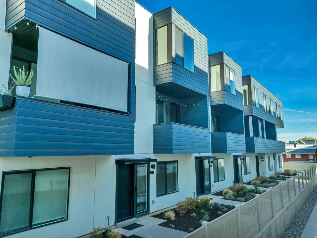 Photo of 351 W 800 N #3, Salt Lake City, UT 84103 (MLS # 2147957)