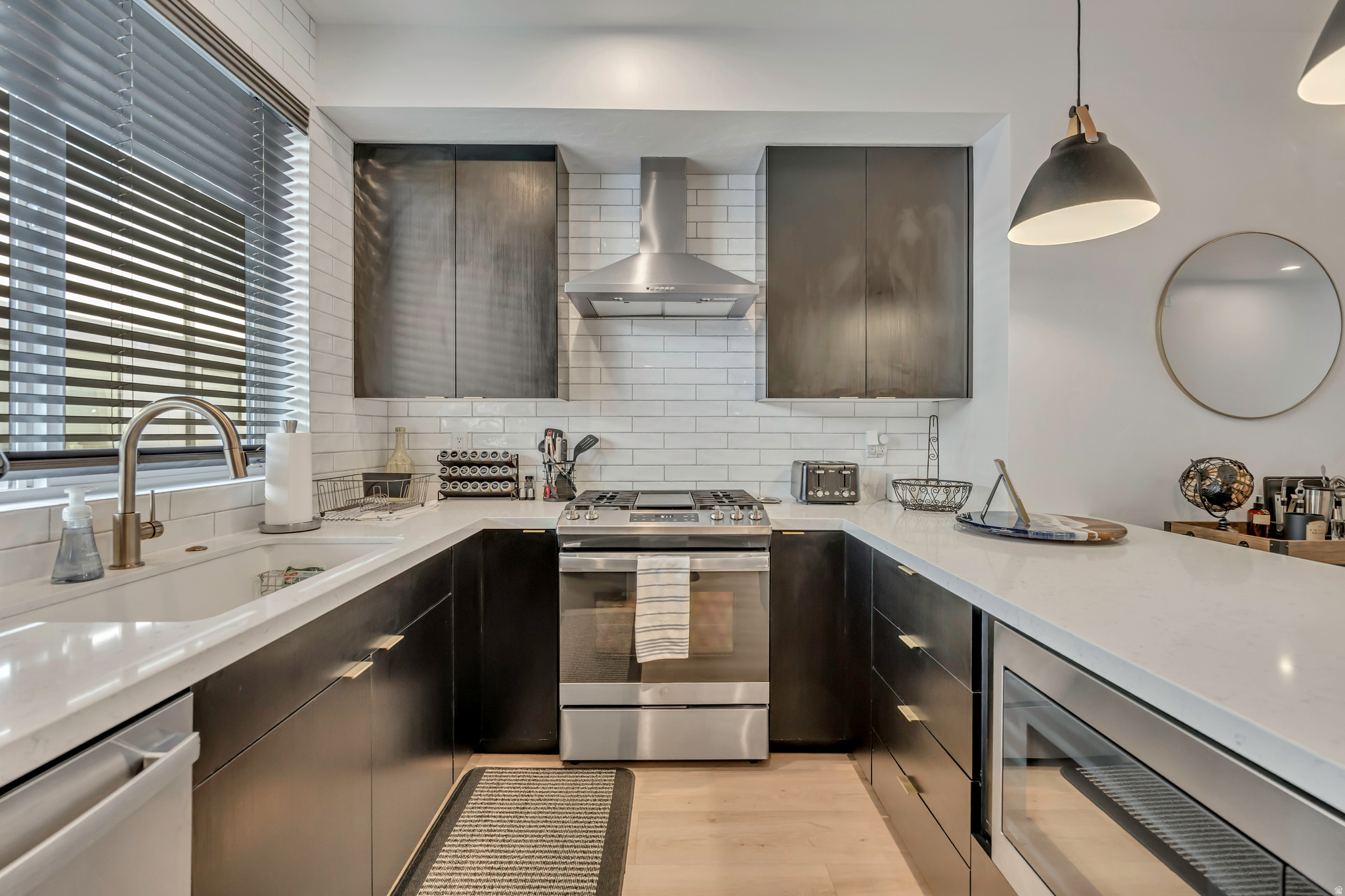 THE MARY - Residential