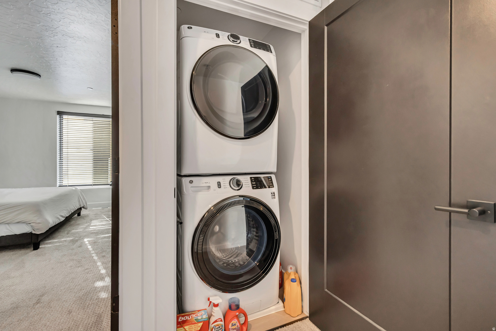 THE MARY - Residential