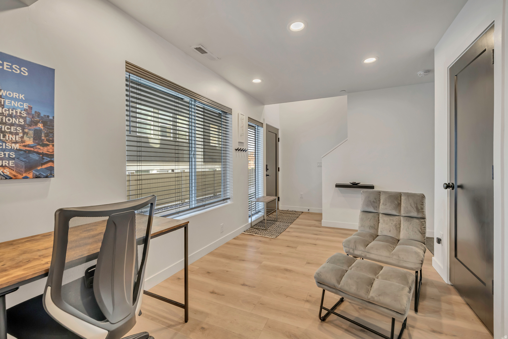 THE MARY - Residential